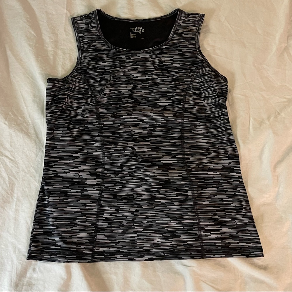 Made for life workout top!